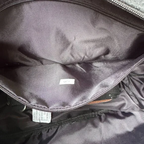 Urban Edge Wool & Leather Weekender Bag - Picture 9 of 11